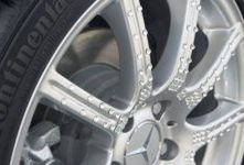 Mercedes SLK 200 z kryształkami Swarovskiego