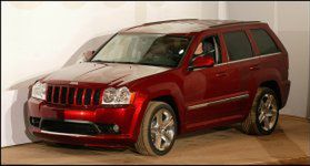 Grand Cherokee SRT8
– najmocniejszy ze wszystkich Jeepów