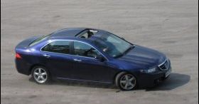 Nowy, czysty diesel Hondy