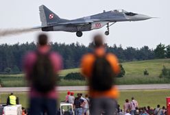 Problem w siłach powietrznych. Mamy trzy sprawne MiG-i, a wojskowi piloci stracili "prawa jazdy"