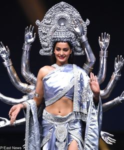 Miss Universe 2018: "Narodowe stroje" zaskakują. Swoim rozmachem mogą też śmieszyć