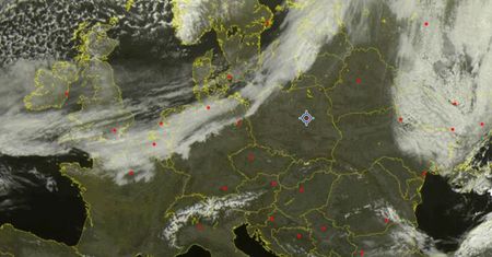Potężny niż uderzy w Polskę. Wrócą śnieg i nocne mrozy