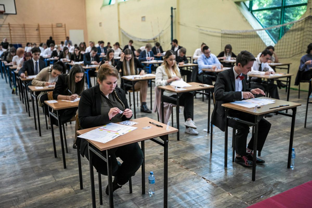 Egzamin gimnazjalny 2019 rozpocznie się w środę, 10 kwietnia. Czy strajk nauczycieli poskutkuje jego dowołaniem?