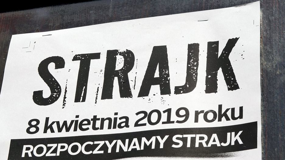 Strajk nauczycieli, Szkola Podstawowa nr. 85 im. Benito Juareza, Mokotow, ul. Narbutta, Warszawa, 08.04.2019 r./EastNews