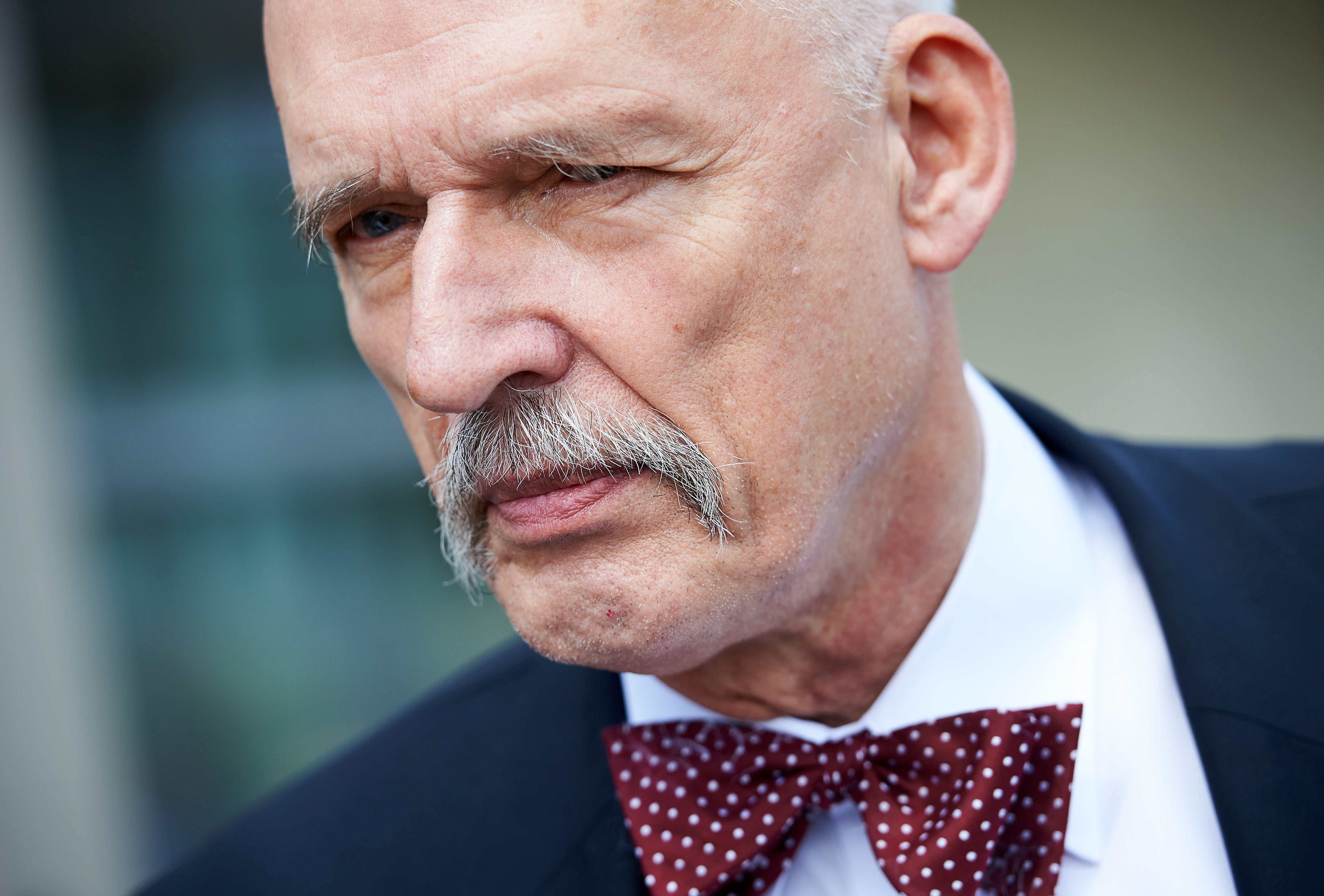 Janusz Korwin-Mikke operowany - WP Wiadomości