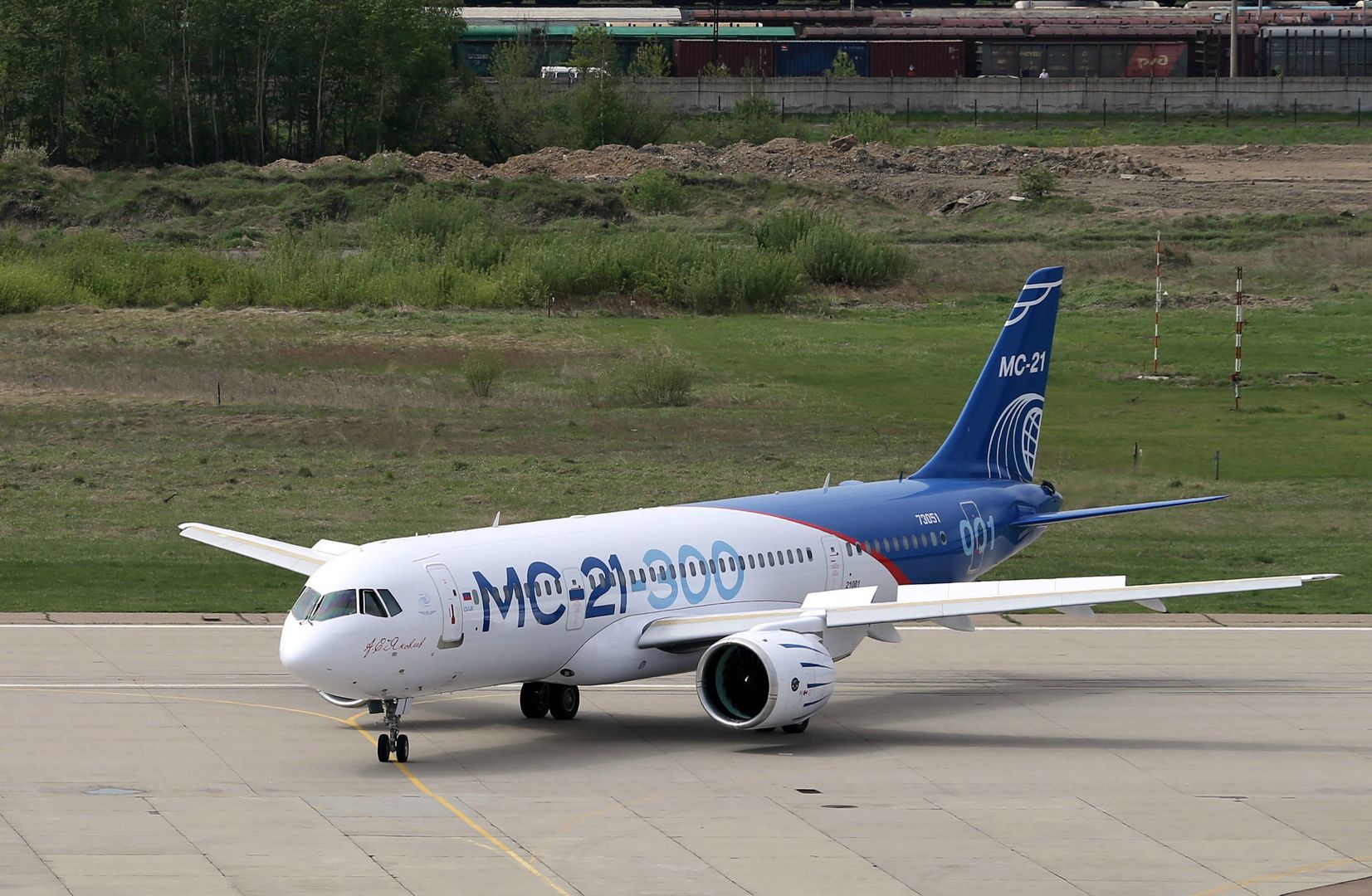 MS-21-300