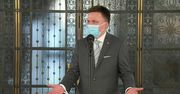 “Ile jeszcze będziemy znosić rządy tych gamoni?”. Hołownia skrytykował PiS za szczepionkowy chaos