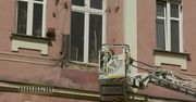 Małżeństwo z Sosnowca spadło z trzeciego piętra wraz z oderwanym balkonem