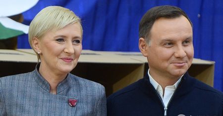 Prezydent Andrzej Duda zawetuje reformę edukacji? Tak mu doradza żona...