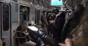 Kijowskie metro w razie nalotów posłuży za schron. Młodzi Ukraińcy chcą zostać w kraju