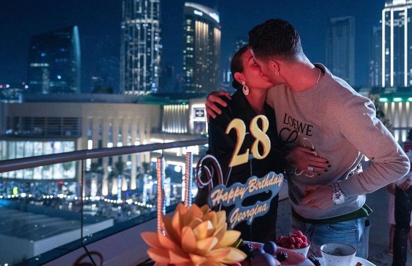 Cristiano Ronaldo i Georgina Rodriguez - 28. urodziny | fot. Instagram.com/georginagio