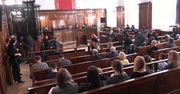 Zabójca Pawła Adamowicza milczy na sali rozpraw. Sąd chce, by znów zbadali go psychiatrzy