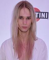"Top Model": Mateusz Maga podbija świat mody