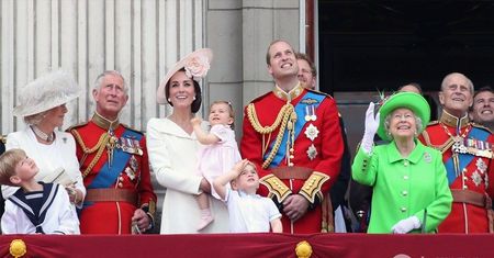 Książę doczekał się nowego portretu! Te wnętrza pałacu Buckingham robią piorunujące wrażenie!