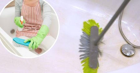 Zmiotka jest niezastąpiona podczas mycia łazienki. Oszczędza nerwy i czas