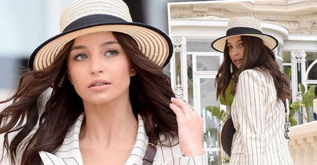 Cannes 2018. Śliczna Julia Wieniawa na sesji zdjęciowej dla L'Oreal Paris! W idealnie skrojonym garniturze zadała szyku na francuskich bulwarach [WIDEO]