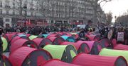 400 namiotów w centrum Paryża. Gest solidarności z bezdomnymi imigrantami