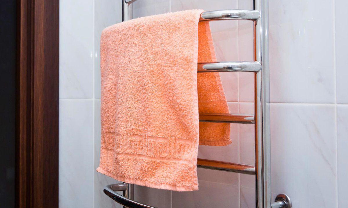 Uważaj na to, jak wieszasz ręczniki w łazience. Możesz nabawić się grzybicy