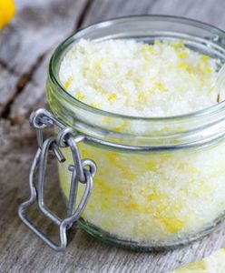 Sól - najtańszy kosmetyk na gładką cerę