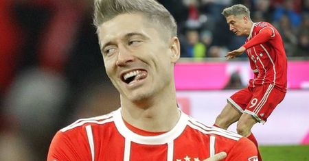 Robert Lewandowski niczym blondwłosy Adonis bryluje po boisku! Metamorfoza dodała mu skrzydeł?