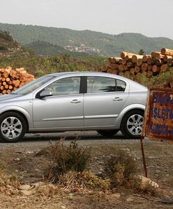 Trzeci wymiar przestrzeni - Opel Astra III Sedan