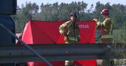 Czołowe zderzenie na drodze ekspresowej. Zmarł kierowca jadący pod prąd