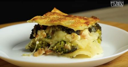 Lasagne z brokułem i boczkiem