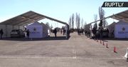 Największe włoskie centrum szczepień drive thru otwarte w Mediolanie.