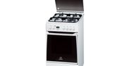 Indesit KN3G650SA(W)/U - niedroga kuchenka gazowo-elektryczna
