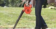 Nowe dmuchawy i odkurzacze Black&Decker do porządkowania jesiennego ogrodu
