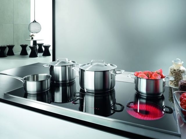 Miele KM 6200 - płyta ceramiczna z technologią ExtraSpeed