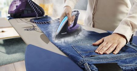 PerfectCare Elite - lekka i skuteczna stacja parowa Philips