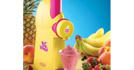 Idealna na lato: maszyna do sorbetów Nostalgia Electrics Fro-Frutti