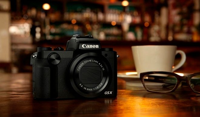 Nowe aparaty i obiektyw od Canona. Kompaktowe lustrzanki?