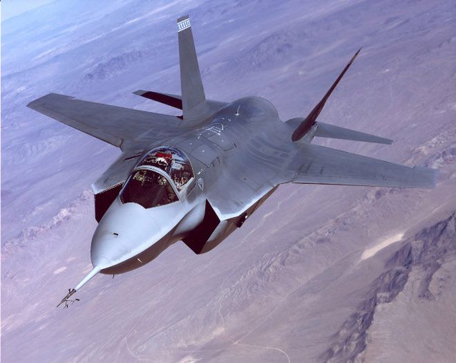 Kolejne myśliwce F-35 będą miały na pokładzie lasery bojowe