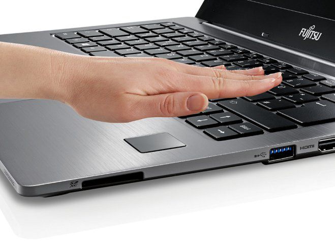 Pierwsze wrażenie: Fujitsu Lifebook U904