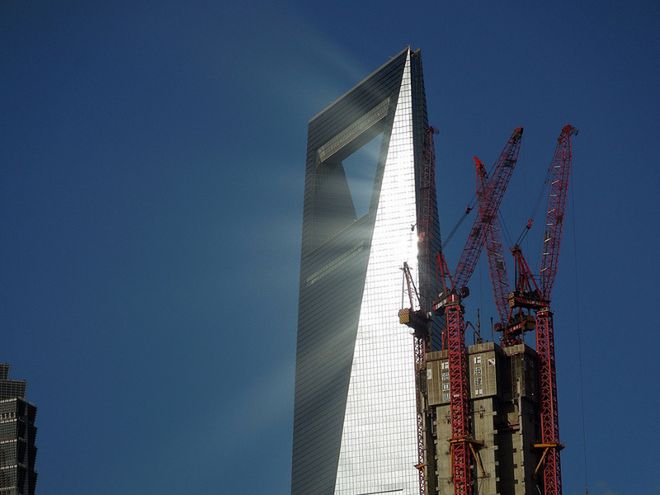 Superwieżowce - jak powstał niesamowity Shanghai World Financial Center