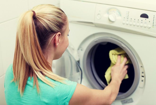 Jak skutecznie wyczyścić pralkę?