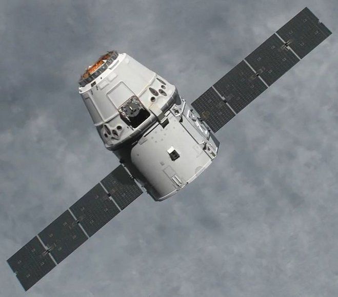 Pierwszy prywatny statek kosmiczny poleciał na ISS
