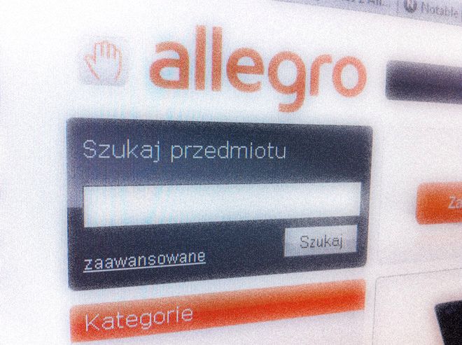 Allegro broni swoich użytkowników przed Skarbówką