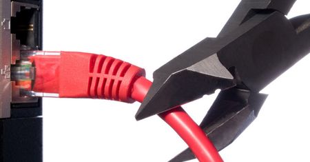 W Syrii znów działają internet i telefony
