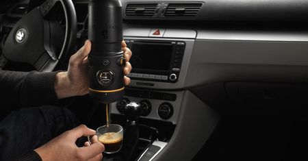 Samochodowy ekspres do kawy Handpresso Auto