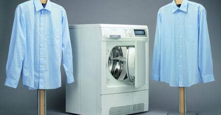 Suszarka Electrolux Iron Aid z funkcją pary