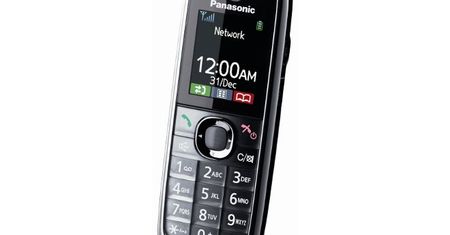 Panasonic wprowadza telefon komórkowy dla seniora KX-TU301