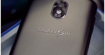 Samsung Galaxy S III ma cztery rdzenie i supergrafikę