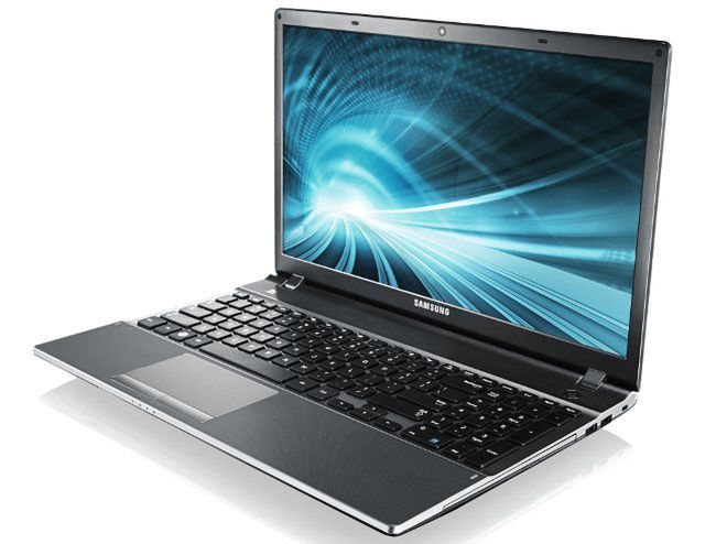 Nowe laptopy Samsung serii 5: 15 i 17 cali z Core i5 lub i7