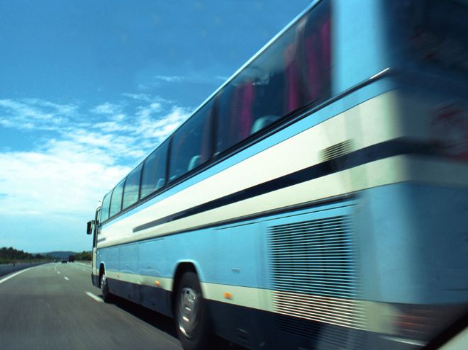 Prowadził miejski autobus, bawiąc się tabletem!