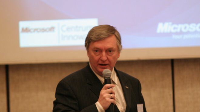 Dr Wiesław Paluszyński - członek rady Polskiej Izby Informatyki i Telekomunikacji