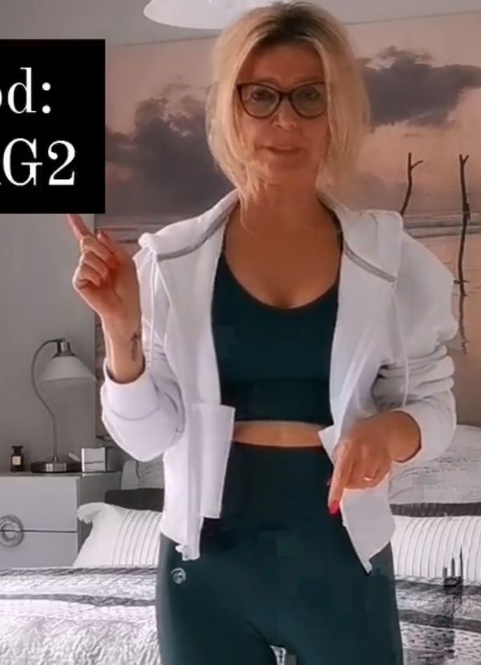 Małgorzata Lipińska pokazuje brzuch