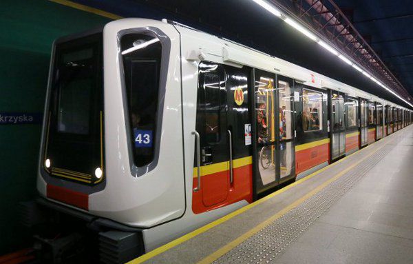 Metro w Warszawie: 3 linie i 36 km torów